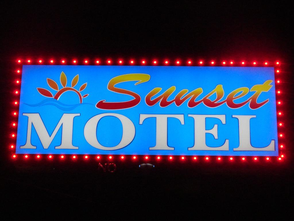 Sunset MotelTaft エクステリア 写真